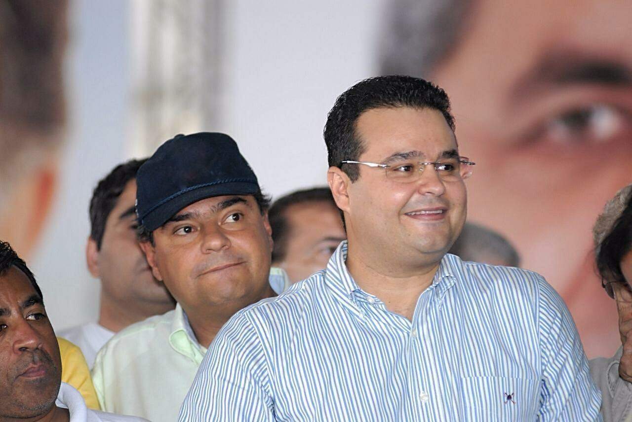 'Torturaram nosso pai', adverte irmão sobre Nelsinho ser ministro de Bolsonaro Irmãos Nelsinho e Fábio representam MS no Congresso (Foto: Divulgação/Arquivo) -