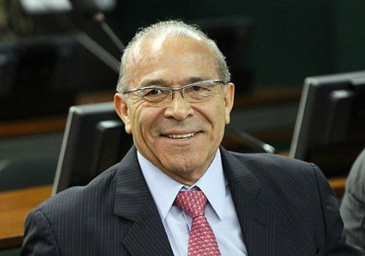 Padilha diz que interferência do governo no processo de Cunha é "zero" Padilha diz que interferência do governo no processo de Cunha é "zero"