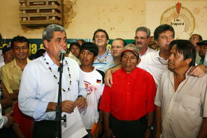 Governador e ministro do Esporte inauguram primeira Vila Olímpica Indígena do Brasil Governador e ministro do Esporte inauguram primeira Vila Olímpica Indígena do Brasil