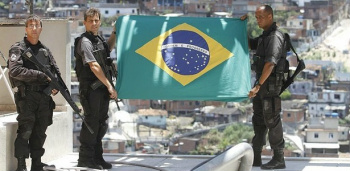 Bandeira do Brasil será hasteada na Favela da Rocinha Bandeira do Brasil será hasteada na Favela da Rocinha