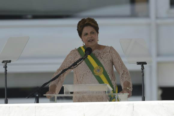 A presidenta Dilma Rousseff durante pronunciamento à população no Parlatório do Palácio do Planalto - José Cruz/Agência Brasi