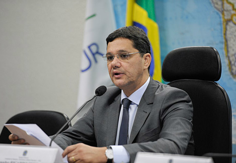CPI da Espionagem propõe mecanismos de segurança cibernética A CPI da Espionagem conclui seus trabalhos na próxima quarta-feira (9) com a apresentação do relatório final do Ricardo Ferraço (PMDB-ES)