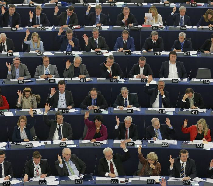 Deputados do Parlamento Europeu aprovam série de medidas antiterrorismo