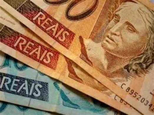 Trabalhadores nascidos em março começam a receber parcela do PIS Trabalhadores nascidos em março começam a receber parcela do PIS