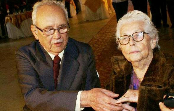 Nicanor e dona Nena em 2008, na comemoração dos 70 anos de casados.