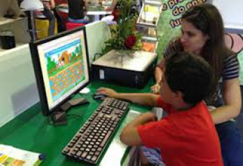 MEC quer ofertar ensino de idiomas a professores da educação básica