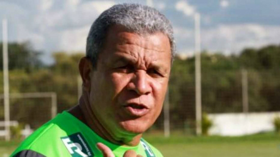 Com gol nos acréscimos, Avaí derrota o Goiás por 1 a 0 Hélio dos Anjos ficou muito irritado com o desempenho do Goiás no Serra Dourada