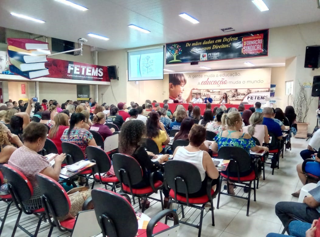 Representantes de Amambai participam de Seminário Estadual de Formação Sindical Cerca de 500 pessoas participaram do Seminário / Foto: Assessoria