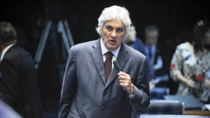 Oposição espera abertura de processo de cassação de Delcídio pela Mesa do Senado Oposição espera abertura de processo de cassação de Delcídio pela Mesa do Senado