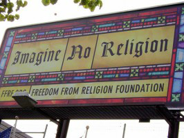 Iniciativa da Freedom From Religion Foundation defende “total liberdade de expressão”. 