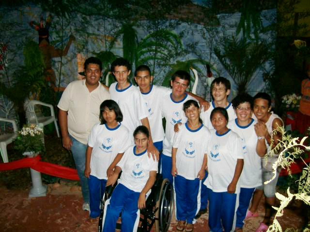 A edição anterior do Festival Estadual, realizado em 2010, em Três Lagoas, contou com a participação de um grupo de alunos da Escola Especial. 