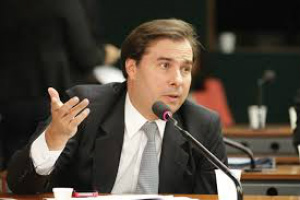 Deputados recorrem ao STF para barrar candidatura de Maia à reeleição na Câmara Presidente do Congresso Nacional, deputado Rodrigo Maia (DEM/RJ) / Foto: Divulgação