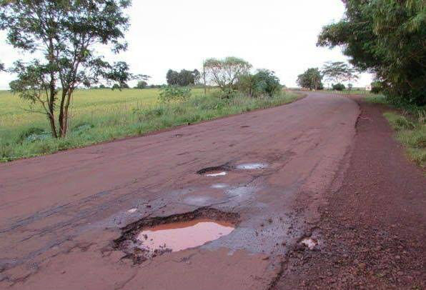 Prefeito solicita urgência no recapeamento de rodovia que liga Amambai a Caarapó Foto: Divulgação