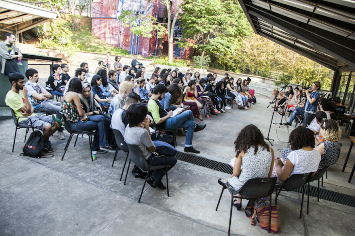 Quase 60% das faculdades incluem sexualidade e gênero na formação de professores