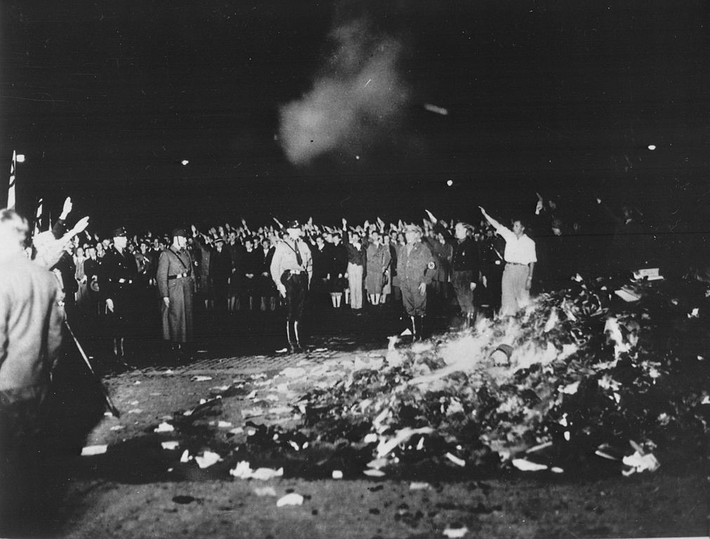 O que foi a grande queima de livros feita pelos nazistas? (Fonte: Wikimedia)