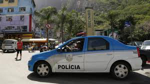 Polícia prende quatro PMs acusados de estupro em comunidade pacificada do Rio