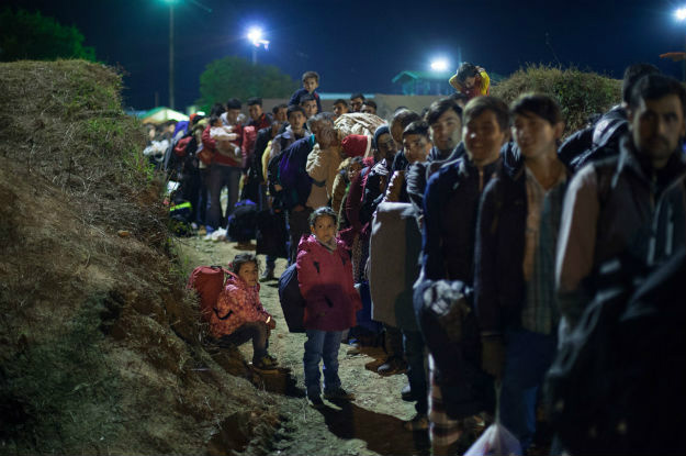 A Uniqlo vai distribuir roupas de inverno às pessoas que estão chegando à Europa, vindas do Oriente Médio, da Ásia ou da África. Foto: Unicef/Ashley Gilbertson