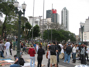 Marcha da Liberdade reúne 2,5 mil pessoas na Avenida Paulista Marcha da Liberdade reúne 2,5 mil pessoas na Avenida Paulista