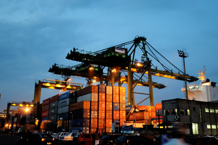 Superávit comercial pode chegar a US$ 15 bilhões Superávit comercial pode chegar a US$ 15 bilhões