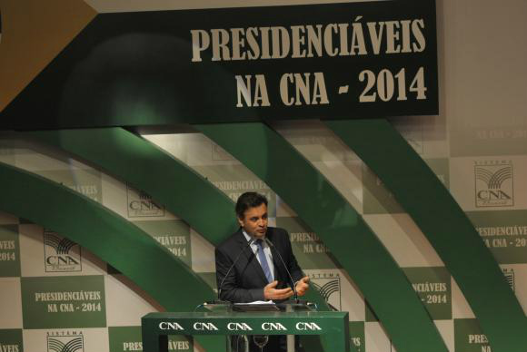 Aécio Neves diz que criará superministério da Agricultura