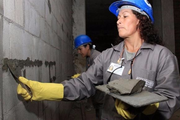 Com regras claras, modernização gera ambiente para criação de empregos Setores como o da construção civil serão beneficiados com a aprovação do trabalho intermitente