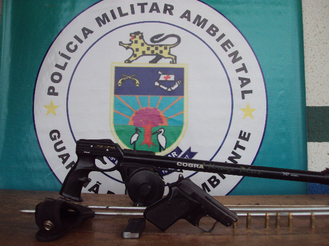 PMA autua onze paranaenses por pescar sem licença e apreende pistola ilegal