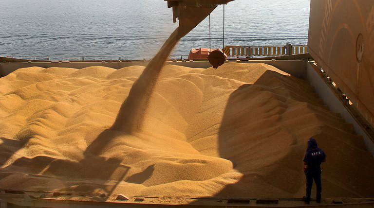 Capacidade de estocagem de grãos sobe 3,3% no País Capacidade de estocagem de grãos sobe 3,3% no País