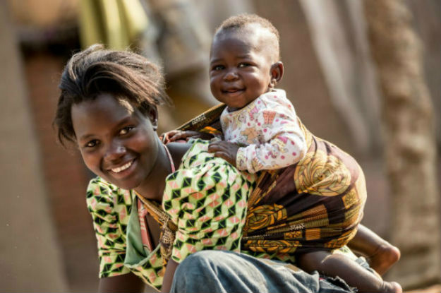 Dados mostram que atualmente ocorrem 26 novas infecções a cada hora entre adolescentes de 15 a 19 anos. Foto: Unicef/Schermbrucker