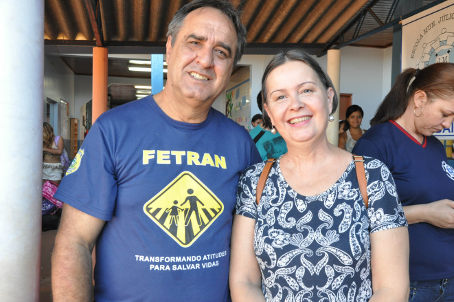 Viviane Scalon, gestora da UEMS em Amambai, e José Luiz Karasek, secretário de Indústria e Comércio / Foto: Katieli Duarte