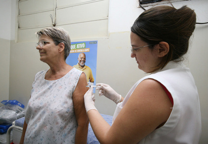 Vacina contra gripe continua para municípios que não atingiram meta Vacina contra gripe continua para municípios que não atingiram meta