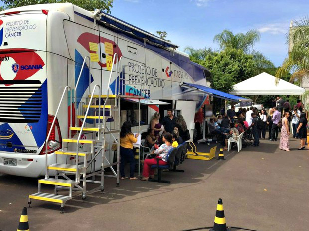 Indignação leva médico a criar ônibus para diagnóstico de câncer em MS Projeto em ônibus demorou três anos para ficar pronto, diz médico (Foto: Fabrício Colacino / Arquivo Pessoal)