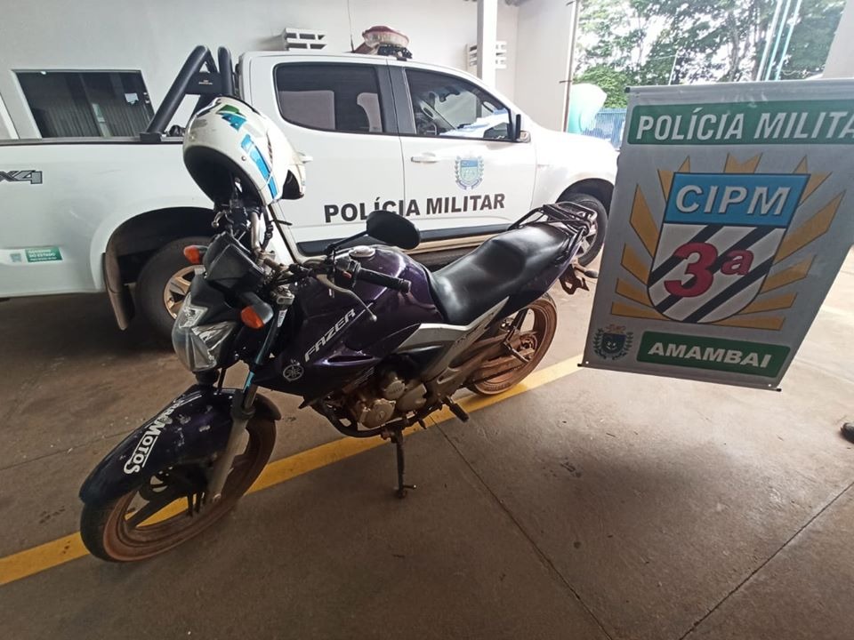 Polícia Militar de Amambai apreende motocicleta com placa adulterada Polícia Militar de Amambai apreende motocicleta com placa adulterada