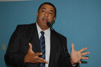 Vereadores querem prorrogar prazo para inscrições do concurso público Os vereadores Carlinhos e Cristino querem prorrogação do prazo das inscrições do concurso públicoFoto: Moreira Produçoes