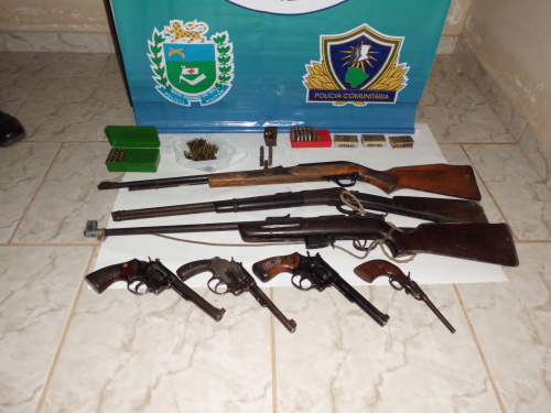 PMA prende fazendeiro e apreende arsenal em fazenda após denúncia de safáris