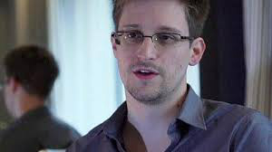 Rússia renova asilo a Edward Snowden por mais três anos