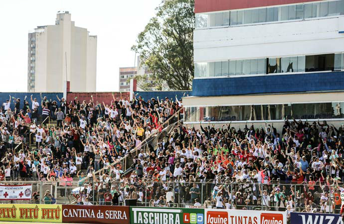 Paraná encerra greve mas a luta não vai parar