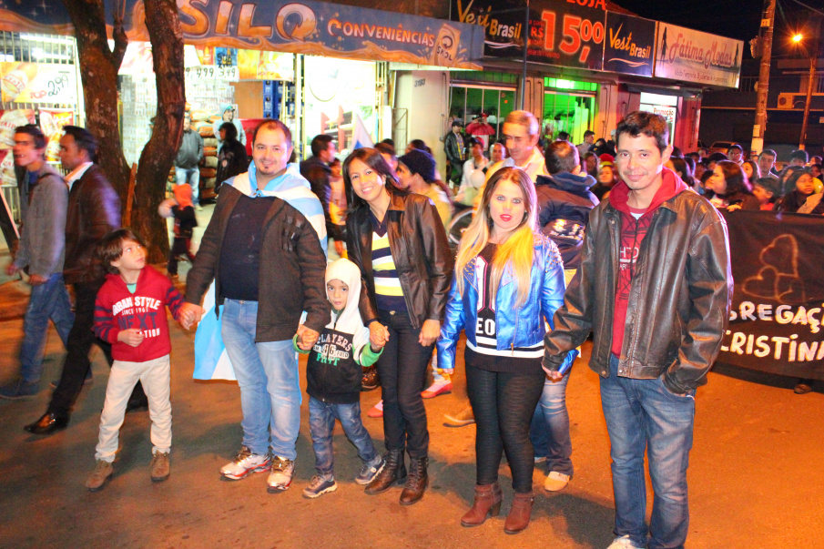 Valdair Pereira e sua família na 18ª Marcha pra Jesus / Foto: Moreira Produções