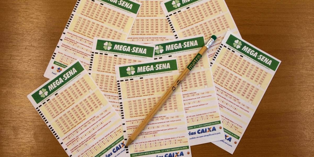 Mega Sena acumula e pode pagar R$ 120 milhões no próximo sábado Mega Sena acumula e pode pagar R$ 120 milhões no próximo sábado