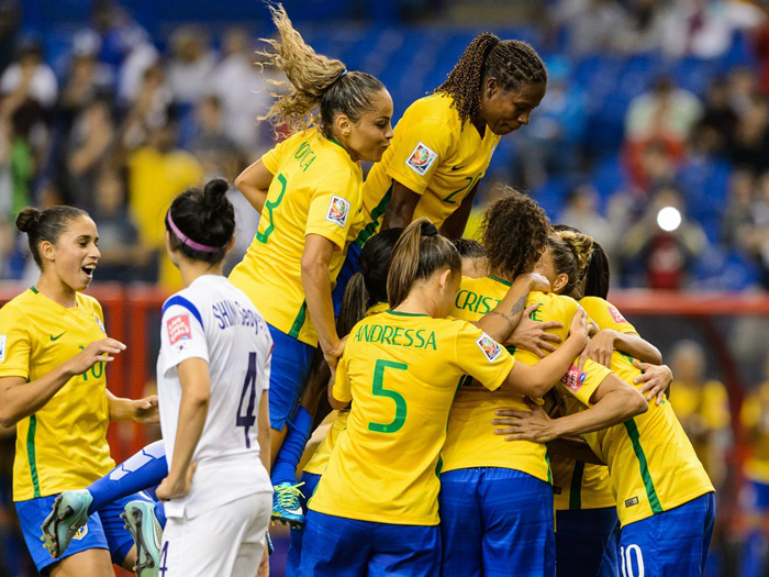 Seleção estreia com vitória na Copa do Mundo de Futebol Feminino do Canadá Seleção estreia com vitória na Copa do Mundo de Futebol Feminino do Canadá
