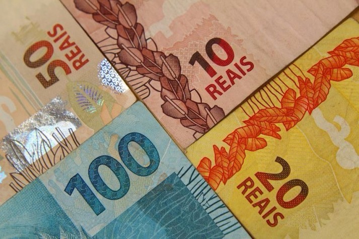 FMI eleva previsão de crescimento do PIB em 2017 Em relatório, FMI diz que recessão econômica parece estar perto de ser superada