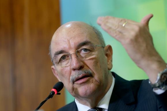 Reajuste do Bolsa Família será anunciado ainda este mês Ministro do Desenvolvimento Social e Agrário, Osmar TerraWilson Dias/Agência Brasil/Arquivo