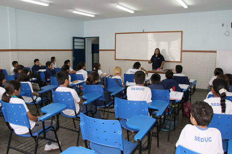Piso dos professores é reajustado em 13,01% e passa para R$ 1.917,78
