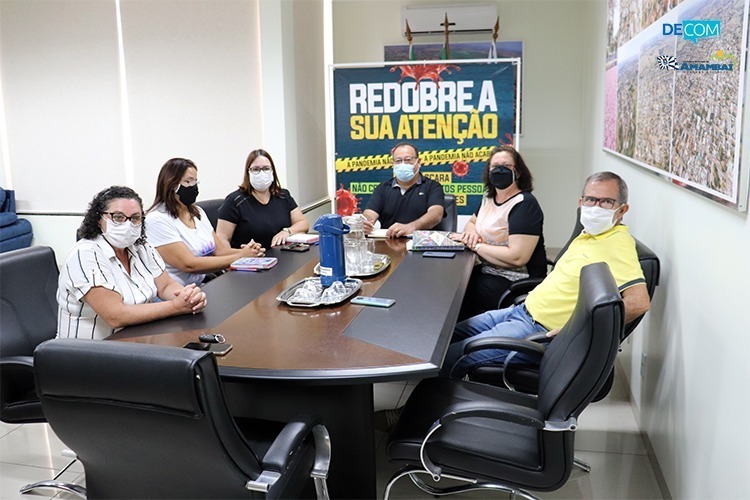 A reunião com o poder executivo ocorreu na segunda-feira, dia 15 