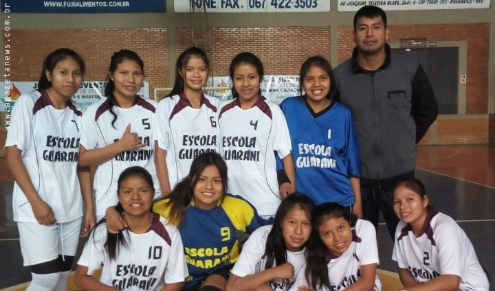 Equipe do futsal feminino de Amambai, classificada para as quartas de finais do Jojums /Foto: Reprodução