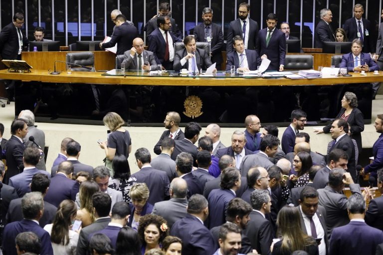 Plenário pode votar alterações em MP sobre crédito rural Deputados retomarão análise da MP que prevê fundos de garantia para empréstimos rurais / Foto: Divulgação