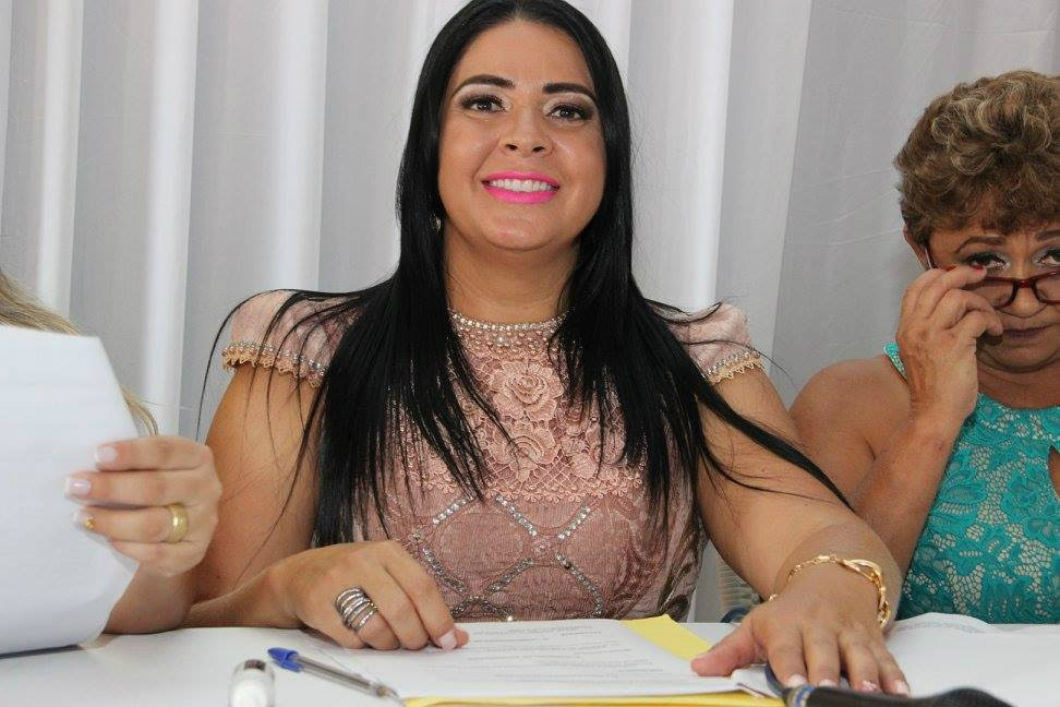 A vereadora  de Coronel Sapucaia, Cláudia Ferreira Maciel (PTB)(Fogo: Divulgação)