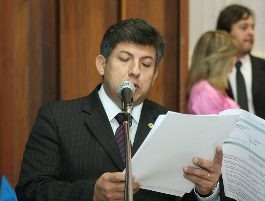Motoristas podem contar com desconto ao renovar a CNH Segundo Lidio Lopes, proposta visa estimular o não cometimento de infrações.