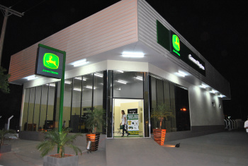 Com instalações modernas, a empresa foi inaugurada em AmambaiFoto: Moreira Produções