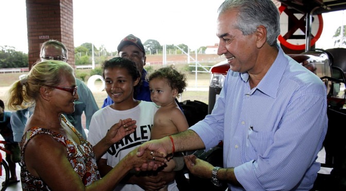 Com recursos de R$ 29 mi, governador quer organizar agricultura familiar Com recursos de R$ 29 mi, governador quer organizar agricultura familiar