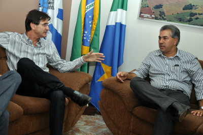 Deputado Azambuja garante mais uma emenda para Amambai Lanzarini e Azambuja. Afinidade política com deputado garantiu mais uma emenda para Amambai